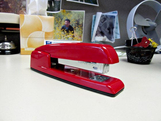 redswinglinestapler